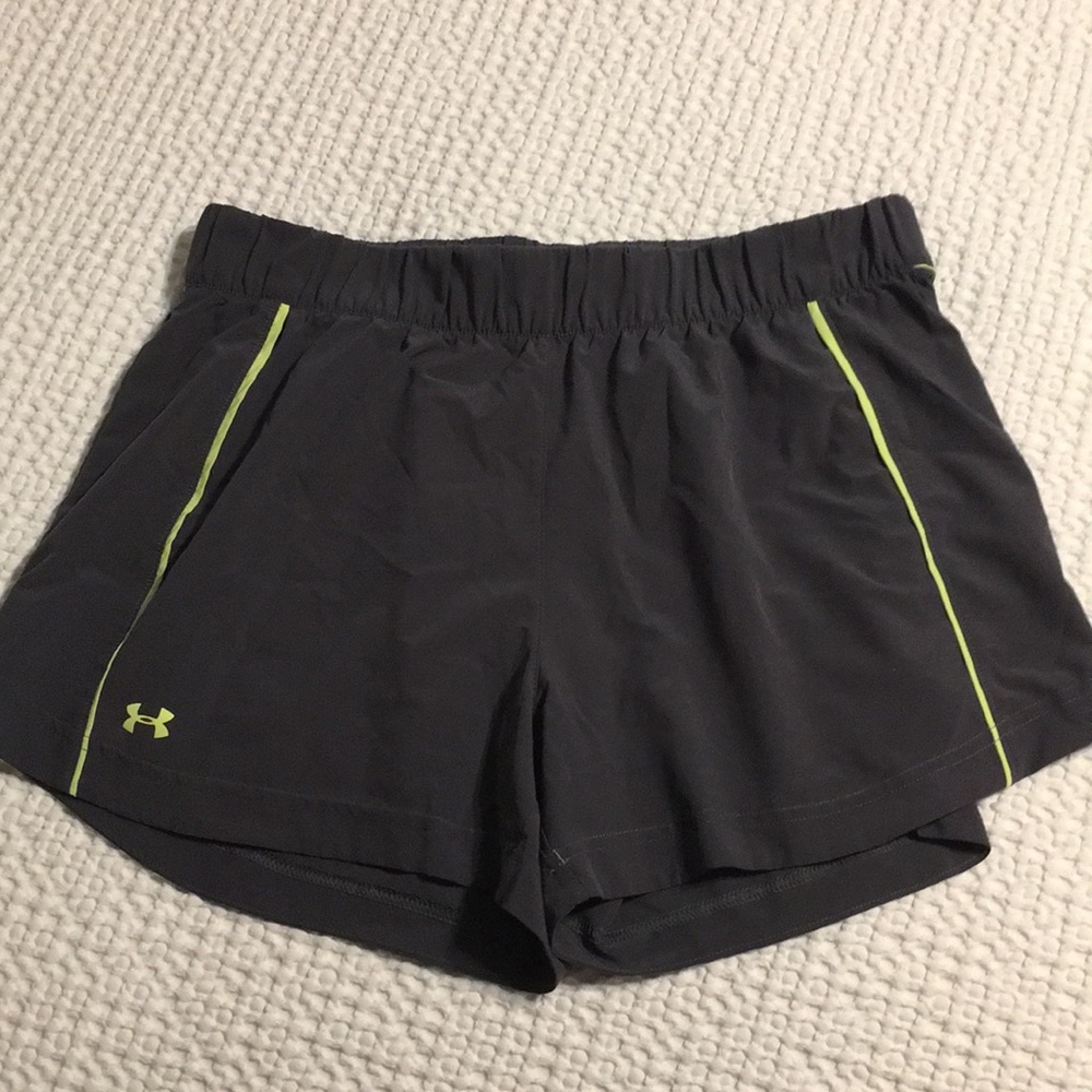 Under Armour Women’s Heat Gear Short
